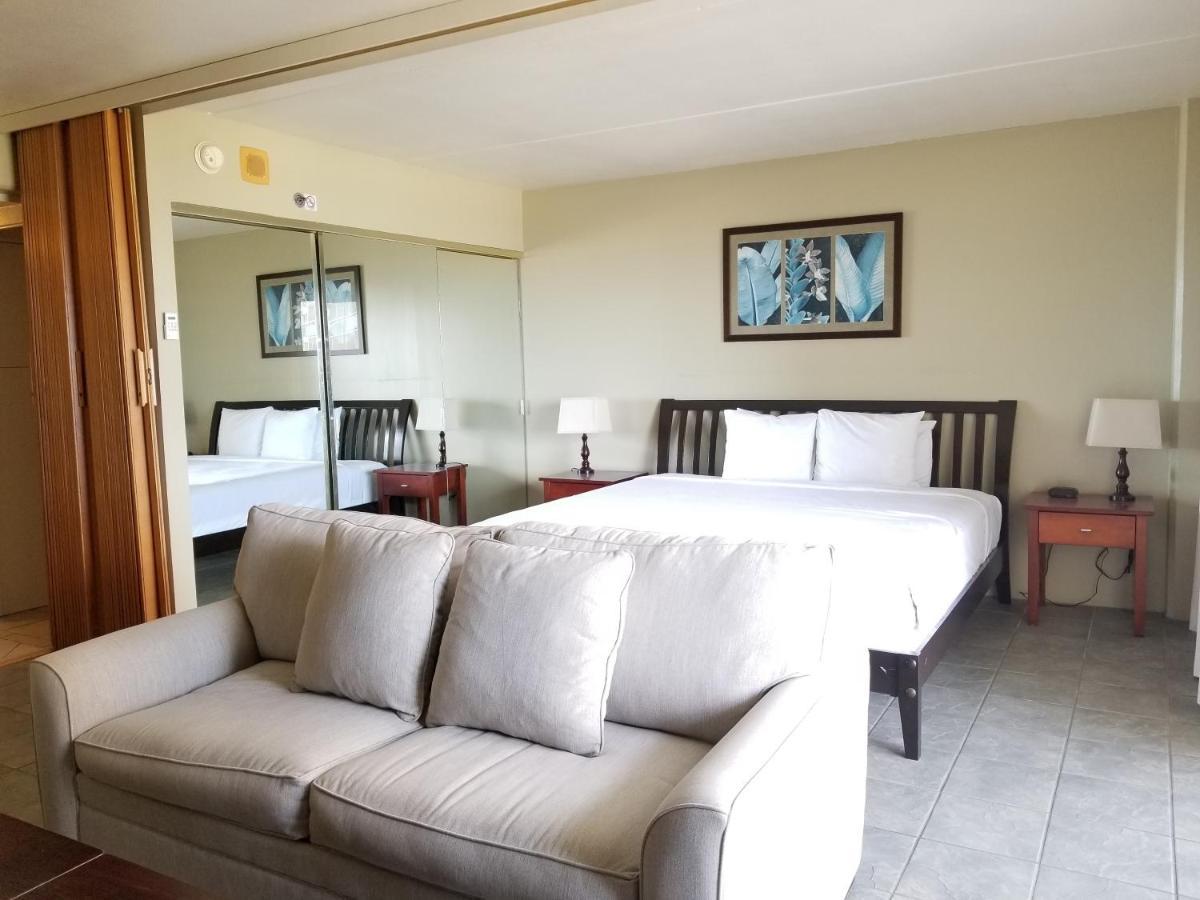 Ilikai Tower One Bedroom Lagoon View Waikiki Condos With Lanai & Free Wifi Χονολουλού Δωμάτιο φωτογραφία