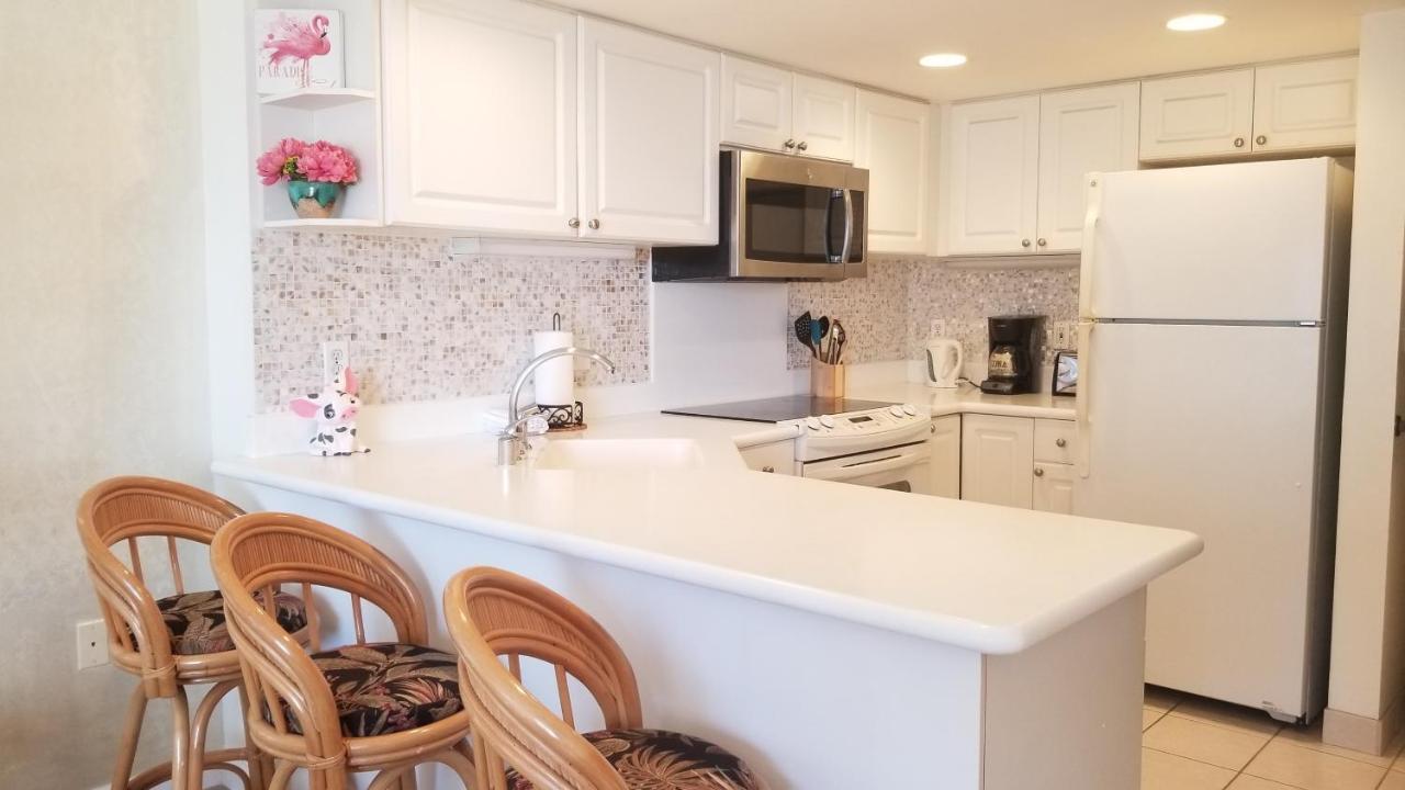 Ilikai Tower One Bedroom Lagoon View Waikiki Condos With Lanai & Free Wifi Χονολουλού Δωμάτιο φωτογραφία