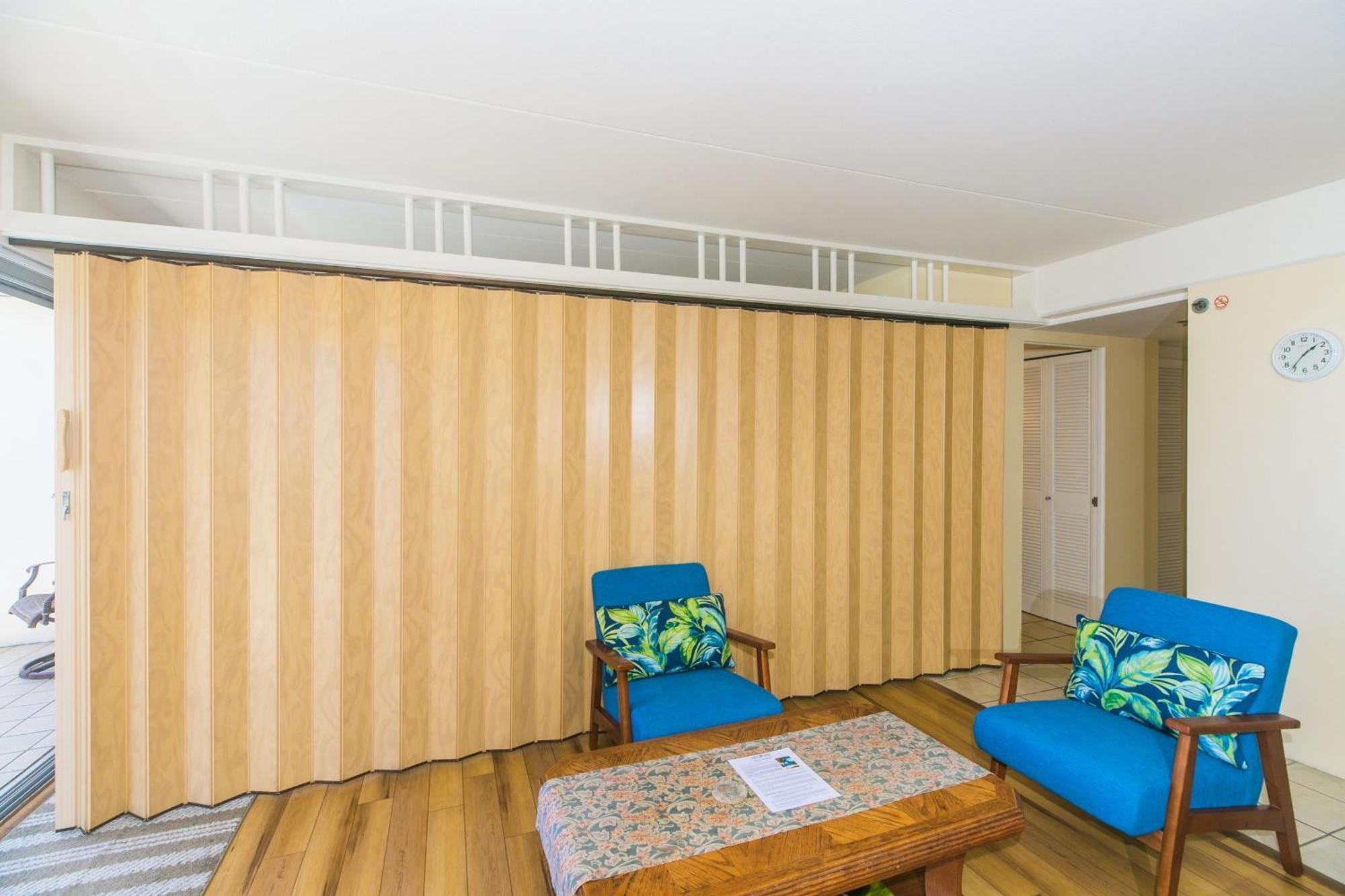 Ilikai Tower One Bedroom Lagoon View Waikiki Condos With Lanai & Free Wifi Χονολουλού Δωμάτιο φωτογραφία