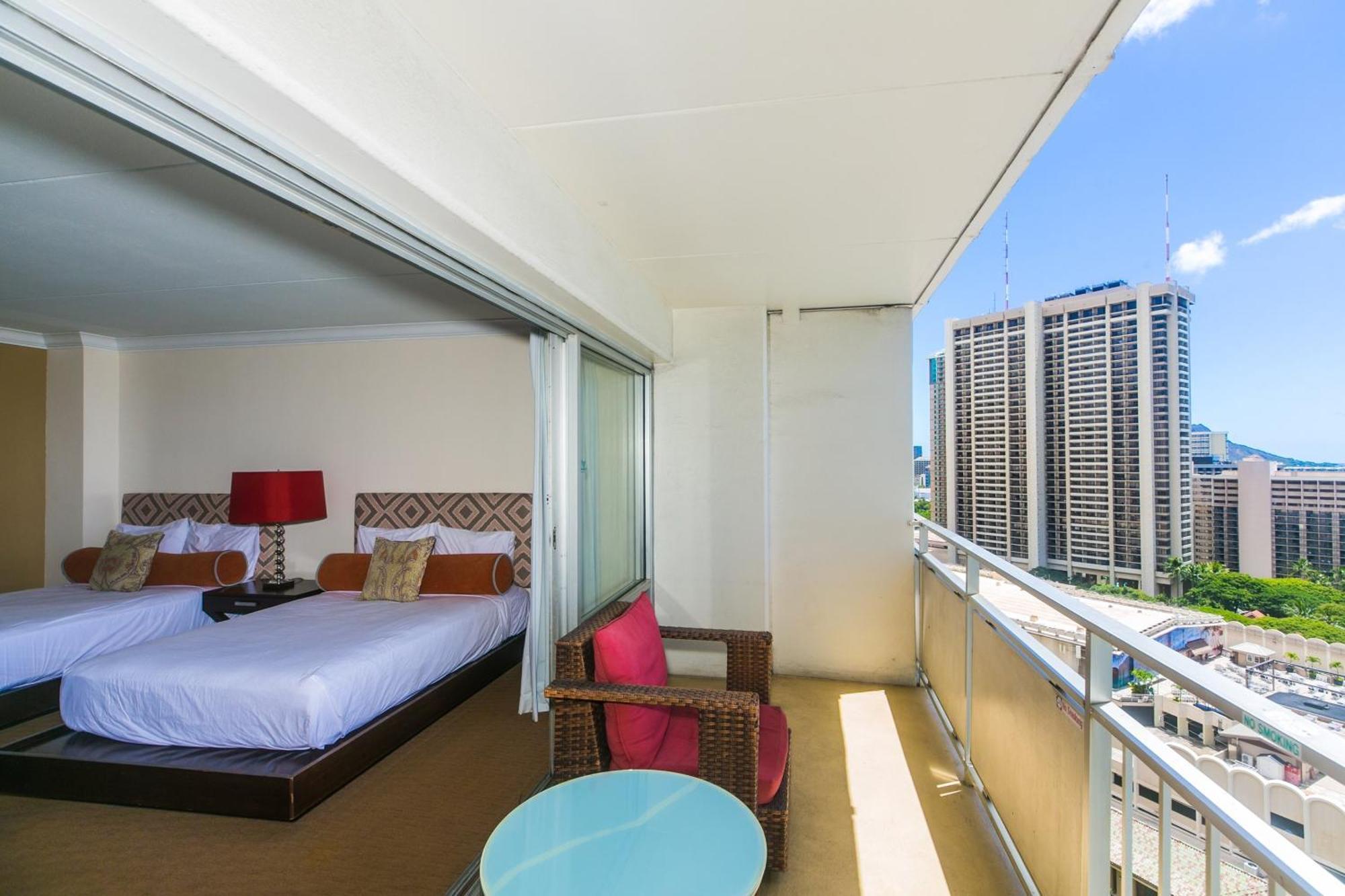 Ilikai Tower One Bedroom Lagoon View Waikiki Condos With Lanai & Free Wifi Χονολουλού Δωμάτιο φωτογραφία