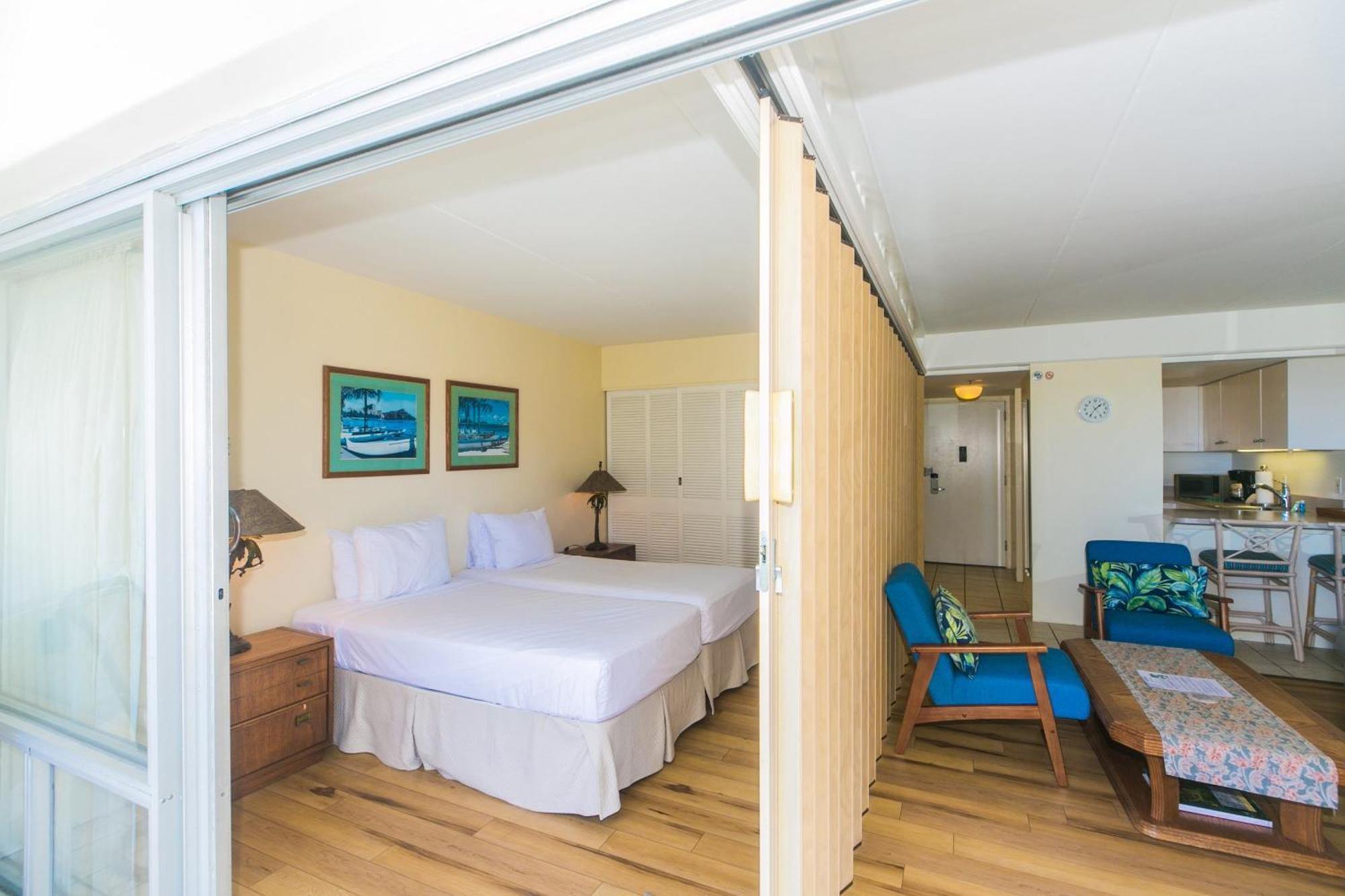 Ilikai Tower One Bedroom Lagoon View Waikiki Condos With Lanai & Free Wifi Χονολουλού Δωμάτιο φωτογραφία