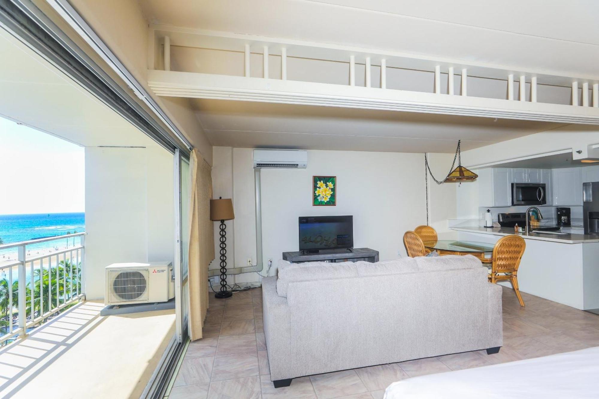 Ilikai Tower One Bedroom Lagoon View Waikiki Condos With Lanai & Free Wifi Χονολουλού Δωμάτιο φωτογραφία